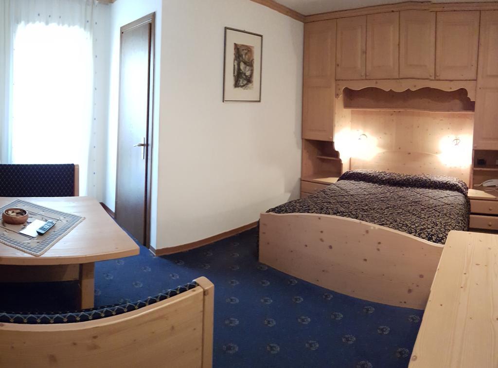 Villa Elena B&B Hotel San Martino Di Castrozza Exterior foto